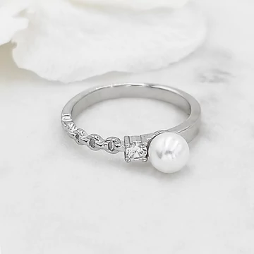 Tia ezüst és gyöngy gyűrű