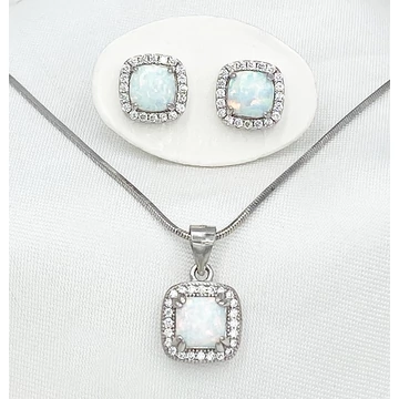 Loretta fehér opál és ezüst kollekció