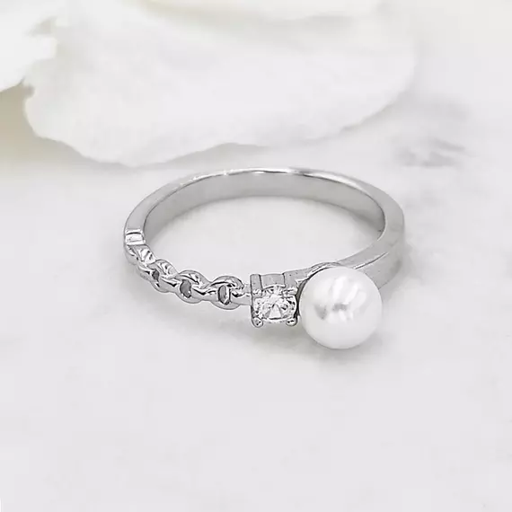 Tia ezüst és gyöngy gyűrű