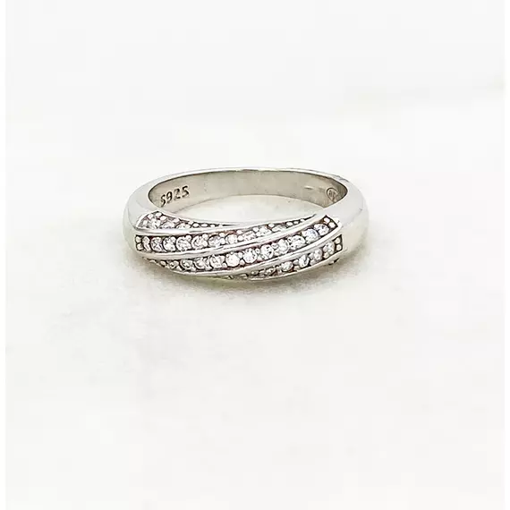 Tabilla ezüst gyűrű 51